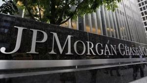 70% சம்பளக் குறைப்புக்குப் பிறகு ஒரு JPMorgan ஊழியரின் பயணம்.. ரோபோட்டிக் ஆகிவிட்டதாக உணர்வு.!!