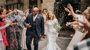 வெறும் 4 மணி நேர திருமண நிகழ்வுக்கு ரூ.40 லட்சம் செலவு.. ஒரு பிளேட் உணவு மட்டுமே ரூ.3,440..!!