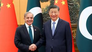 சீனாவின் ராஜதந்திரம்.. பாகிஸ்தான் கைக்கு வரும் 8 நீர்மூழ்கி கப்பல்..!