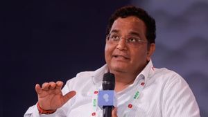 பர்த்டே பார்டி பில் ரூ.40,828.. ஒரே கிளிக்கில் ரூ.16,000 தள்ளுபடி வாங்கிய Paytm நிறுவனர்.. எப்படி..?