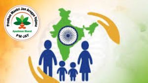 அரசின் விரிவான மருத்துவ காப்பீடு திட்டம்: ரூ. 5 லட்சம் காப்பீட்டை ரூ.10 லட்சமாக டாப் அப் செய்வது எப்படி?