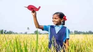 மாதம் ரூ.12500 செலுத்தினால் போதும் ரூ.72 லட்சம் கிடைக்கும்.. இப்படி சேமிப்பு திட்டம் பற்றி தெரியுமா?