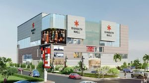 திருச்சி மக்களின் நீண்ட கால கனவு நிறைவேறியது!! இனி இதுதான் திருச்சியின் அடையாளம்!!