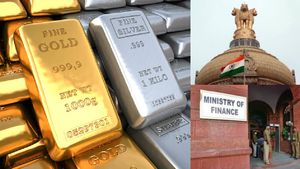 வரலாற்று உச்சத்தில் தங்கம், வெள்ளி..! விலையை குறைக்க நடவடிக்கை எடுக்குமா அரசு? நிதி அமைச்சகம் பதில்
