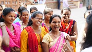 10ஆம் வகுப்பு முடித்த பெண்களுக்காகவே LIC வழங்கும் வேலைவாய்ப்பு!! ரூ.2 லட்சத்திற்கு மேல் வருமானம்!!