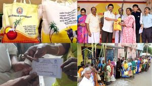 பொங்கல் பரிசு : டோக்கன் விநியோகம் எப்போது? பொங்கல் பரிசு தொகை எந்த தேதியில் கிடைக்கும்?