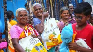 தமிழக மக்களுக்கு டபுள் ஜாக்பாட்.. பொங்கல் பரிசுத்தொகை ரூ.5,000? பெண்களுக்கு முன்கூட்டியே ரூ.1,000..!