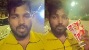 அந்த மனசு தான் சார்!! வாடிக்கையாளரை தற்கொலை எண்ணத்தில் இருந்து காப்பாற்றிய டெலிவரி பார்ட்னர்!!