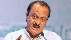 அஜித் பவார்: கடைசி வரை நிறைவேறாத முதல்வர் கனவு.. 9 முறை வெற்றி பெற்ற தொகுதியிலேயே உயிரிழந்த சோகம்..