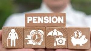 EPFO திட்டத்தில் ஓய்வூதியம் உயர்த்தப்படுகிறதா? – நாடாளுமன்றத்தில் அரசு பதில்!!