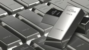 வெள்ளி தான் அடுத்த தங்கம்; இந்த ஆண்டுக்குள் விலை இவ்வளவு உயரும் - மோதிலால் ஓஸ்வால்!!