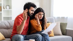 அமெரிக்காவை போல தம்பதிகளுக்கு கூட்டு வருமான வரி தாக்கலை கொண்டு வருகிறதா மத்திய அரசு?