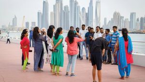 துபாய் வாழ் இந்தியர்களே Passport-இல் வந்திருக்கும் புதிய மாற்றம்!! ஆன்லைனிலேயே அப்ளை பண்ணலாம்!!