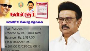 மகளிர் உரிமை தொகை பயனாளிகளுக்கு ஜாக்பாட் : ரூ.1000க்கு பதில் ரூ.5000ஆக வரவு வைத்த அரசு..!!