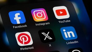 16 வயதுக்குட்பட்ட குழந்தைகள் சமூக வலைதளங்களை பயன்படுத்த தடை: முன்னோடி அறிவிப்பை வெளியிட்ட கர்நாடகா