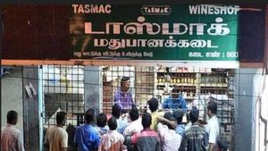 மே 26 தான் டெட்லைன்! டாஸ்மாக் கடைகளை மூட கிளம்பிய அதிகாரிகள்!கள்ளச்சாராயத்திற்கு செக் வைத்த அரசு!