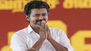 சும்மா சொல்லக்கூடாது.. ரூ.500 சம்பளம் முதல் CM சீட் வரை! முதல்வர் விஜய் கடந்து வந்த பாதையை பார்த்தீங்களா? 