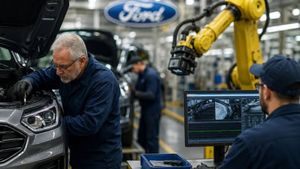 AI-க்கு பெரிய கும்பிடு.. மனிதர்களே தயவு செஞ்சு வேலைக்கு வாங்க.. Ford நிறுவனம் அதிரடி அறிவிப்பு!!