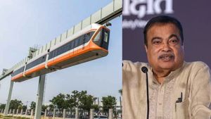 இந்தியாவில் பறக்கும் பேருந்துகள் அறிமுகம்..!! மத்திய அமைச்சர் நிதின் கட்கரியின் அதிரடி அறிவிப்பு..!!