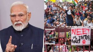நீட் மட்டுமில்ல இனி எந்த தேர்வில் முறைகேடு செய்தாலும் கடும் தண்டனை:புதிய சட்டம் கொண்டு வரும் அரசு!!