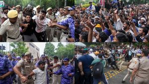 டெல்லியில் பதற்றம்: கரப்பான்பூச்சி கட்சி இளைஞர்கள் போராட்டத்தில் போலீசார் தடியடி..!!