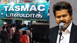 TASMAC: முதலில் எந்த கடைக்கு டார்கெட்.. விஜய் போட்ட மாஸ்டர் பிளான்..  கப்பு (பணம்) முக்கிய பிகிலு!!