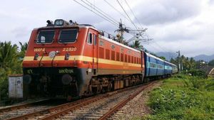 தட்கல் டிக்கெட் முன்பதிவில் மேஜர் மாற்றம்: பயணிகளே ஆகஸ்ட் 1 முதல் புதிய முறை அமல்..!!