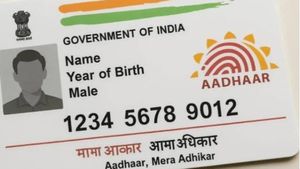 வீட்டிலிருந்தே ஆதாரில் மொபைல் நம்பரை மாற்றலாம்.. அதுவும் ஒரு சில நிமிடங்களில்..!