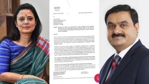 அதானி குழுமம் பொய் சொல்கிறது: ஆதாரத்துடன் புதிய குண்டை தூக்கி போட்ட மஹுவா மொய்த்ரா..!!