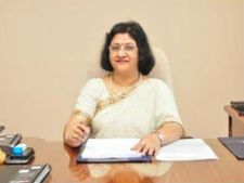 ఎస్‌బిఐ తొలి మహిళా సారథిగా భట్టాచార్య