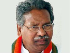  బ్లాక్‌లిస్టులో కావూరి కంపెనీ: ఇన్‌సైడర్ ట్రేడింగ్‌కు కళ్లెం: సెబి