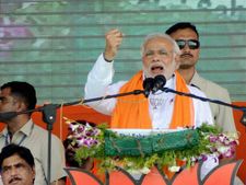 ఉద్యోగస్తులకు కేంద్ర ప్రభుత్వం తీపి కబురు 