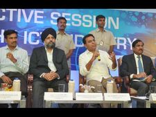ఐటిలో మేటిగా హైదరాబాద్: కెటిఆర్(పిక్చర్స్)