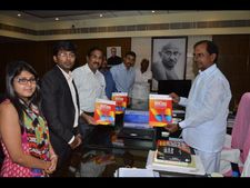 ‘బయో ఏసియా’ సైట్‌ ప్రారంభించిన కెసిఆర్(ఫొటో)