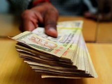 పన్ను ఆదాలో మీ కుటుంబ సభ్యుల పాత్ర..?