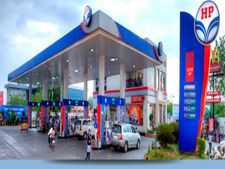 Petrol Price Today: క్రూడాయిల్ ధరలు పెరిగాయ్, ఇక్కడ స్థిరంగా పెట్రోల్ ధరలు