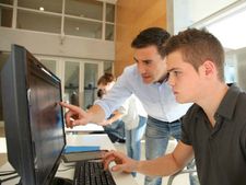 మీకు జాబ్ కావాలా.. వెంటనే ఈ వెబ్సైట్లను సంప్రదించండి 