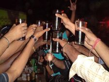 మనవాళ్లు  ఎక్కువ తాగే మద్యం బ్రాండ్స్ ఇవే