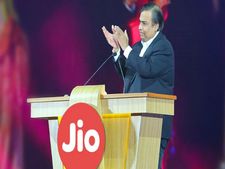 జియో సంస్థ ఉత్తరప్రదేశ్ లో భారీ పెట్టుబడులు.