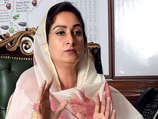 వచ్చే ఏడాదిలో 4 లక్షల ఉద్యోగాలంట?ఎందులోనో మిరే చూడండి?