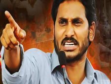 జగన్ కష్టాలు తీర్చడానికి పక్క వ్యూహంతో రంగంలోకీ దిగనున్న ఈ బిజినెస్ మ్యాన్!