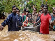 కేరళ కోసం దిగివచ్చిన టెలికాం సంస్థలు వారం రోజులు పాటు ఉచితం.