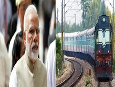 కేంద్రం రైల్వే ఉద్యోగులకి దసరా తీపి కబురు! ఉద్యోగులకి పండగే.