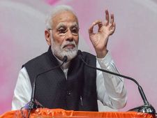 మధ్యంతర బడ్జెట్ లో ఉద్యోగస్తులకు భారీ ఊరట.