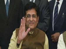 చివరి బడ్జెట్ లో ఈసారైనా తెలుగు రాష్ట్రాలకు న్యాయం జరిగేనా.