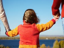 మీ పిల్లల భవిష్యత్తు కోసం ఆర్థికంగా ప్రిపేర్ అయ్యారా? ఇలా ప్లాన్ చేసుకోవడం బెట్టర్