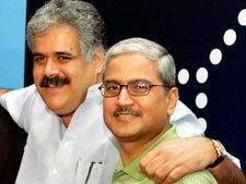 IndiGo కో-ఫౌండర్లు రాహుల్-రాకేష్ మధ్య విభేదాలు, షేర్లు పతనం