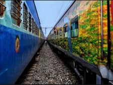 రైల్వే టిక్కెట్ దాదాపు ఉచితం!!: SBI కార్డుతో టిక్కెట్ బుకింగ్ ఇలా చేయండి...