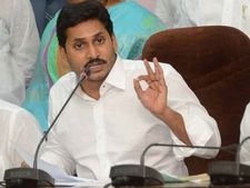 రైతు భరోసాపై ప్రశంసలు: రూ.50 వేల ప్రయోజనం, జగన్ ప్రభుత్వంపై ఎంత భారమంటే?