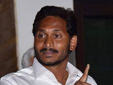 జగన్! మీరు చేసేది తప్పు, అభివృద్ధి అడ్డుకోకు: కేంద్రమంత్రి హెచ్చరిక లేఖ!